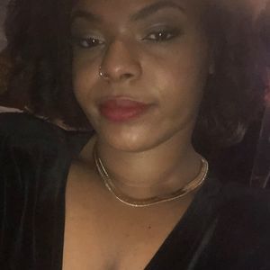 Meet your Posher, Brittney